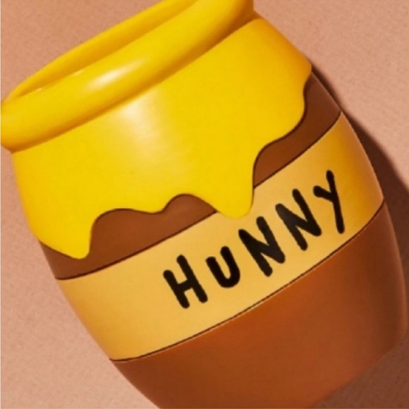 Winnie The Pooh Hunny Pot Brush Storage and Brush Bundle Set - Picture 3 of 4